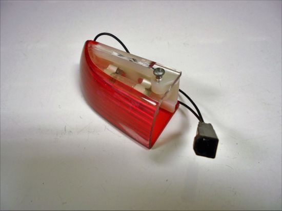Picture of DOOR COURTESY PUDDLE LAMP ASSEMBLY R/H NEEDS PLUG CHANGING(150653A)