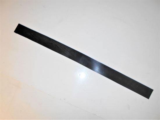 Picture of CHASSIS RUBBER MOUNTING STRIP FOR 1 SIDE OF VEHICLE(608269-608695)