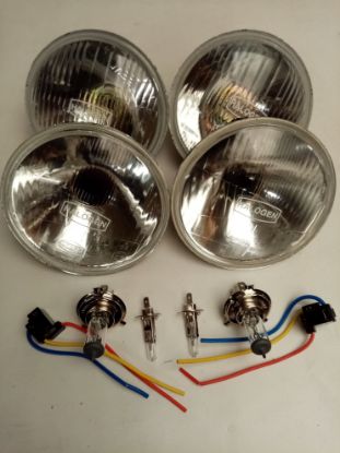 Picture of HALOGEN HEADLAMP SET 5 3/4 WITH HALOGEN LOGO INC BULBS/2 X H4 PLUGS RIGHT HAND DRIVE STAG/VIT/2000/SPRINT/1850/1500HL((JPS579)