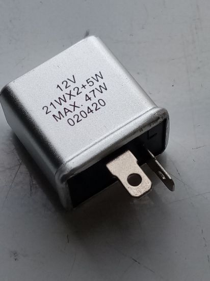 Picture of FLASHER UNIT INDICATOR 2 PIN STAG/TR7/TR6/SPIT IV/1500/GT6 11/111/MINI 1970 ONWARDS (GFU2125)