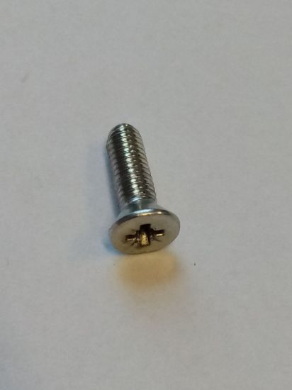 Picture of BOOTLOCK/TAILGATE MECHANISM FIXING SCREW(KX4505)