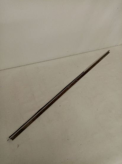 Picture of DOOR TOP SCRAPER MOULDING USED(813040U)